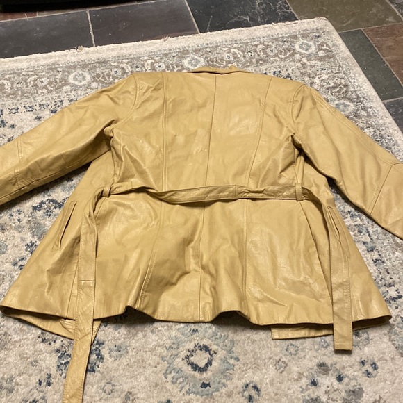 Leather jacket - Picture 4 of 4